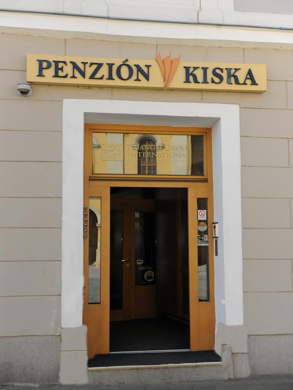 Penzion Kiska Kezmarok Hotel Exterior photo